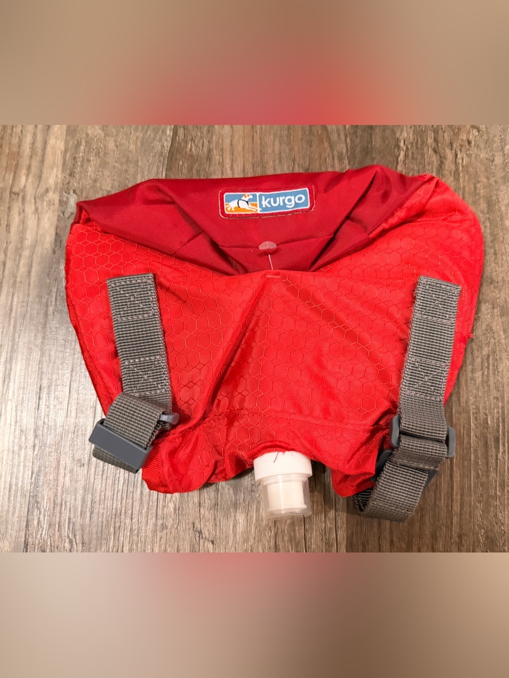Kurgo Voyager Dog Canteen 32oz Red Portable Hydration Pack NEW